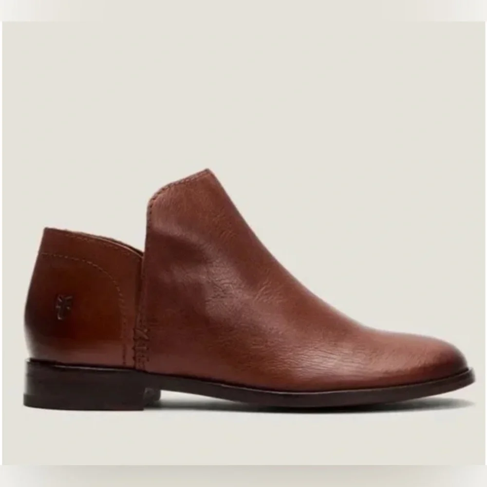 Frye | Shoes | Frye Elyssa Ankle Boot Cognac Shootie Bootie  display picture 2